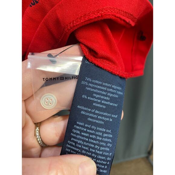 Tommy Hilfiger Polo Shirt Womens XS Red Heart Pattern Short Sleeve Collared B67 - Picture 4 of 6